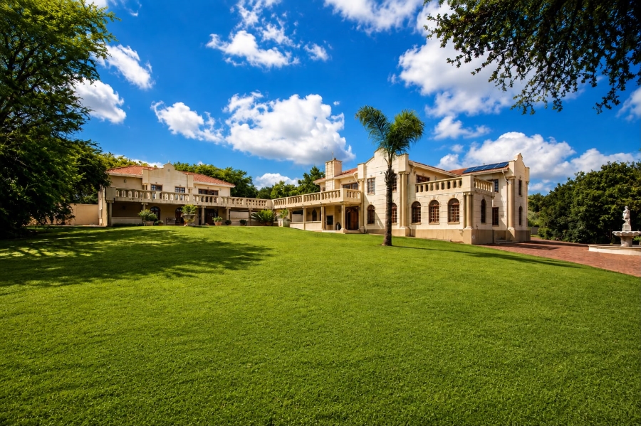 4 Bedroom Property for Sale in Wilkoppies North West